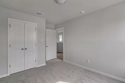 1136 E Broadway Avenue, Fort Worth, TX 76104 - Photo 19