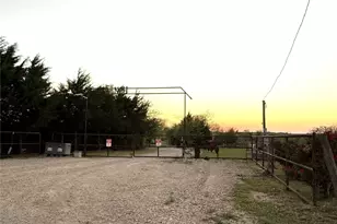 1780 Co Rd 4109, Campbell, TX 75422 - Photo 3