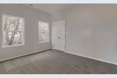 1649 E Terrell Avenue, Fort Worth, TX 76104 - Photo 23