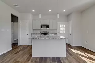 1649 E Terrell Ave, Fort Worth, TX 76104 - Photo 11