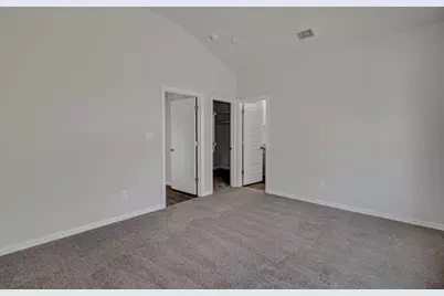 1649 E Terrell Avenue, Fort Worth, TX 76104 - Photo 17