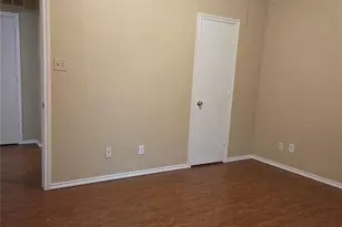 718 Red Oak Dr, Lewisville, TX 75067 - Photo 13