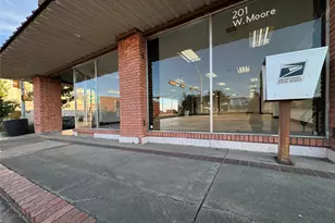 201 W Moore Ave, Terrell, TX 75160 - Photo 3