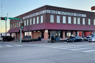 201 W Moore Ave, Terrell, TX 75160 - Photo 1