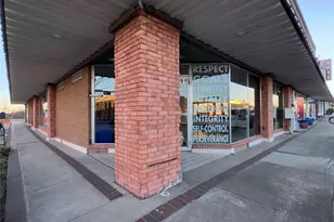 201 W Moore Ave, Terrell, TX 75160 - Photo 5