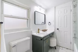 221 S Bernice Dr, Garland, TX 75042 - Photo 17