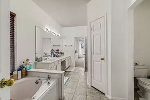 4616 Parkmount Dr, Fort Worth, TX 76137 - Photo 15