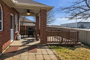 5701 Ozark Dr, Fort Worth, TX 76131 - Photo 13