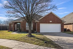 5701 Ozark Dr, Fort Worth, TX 76131 - Photo 1