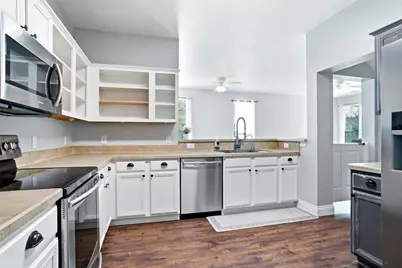 10333 Franklin Drive, Providence Village, TX 76227 - Photo 9