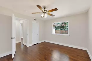 2404 Bentley Ave, Dallas, TX 75211 - Photo 7