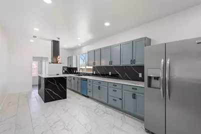 715 E Main Street, Mexia, TX 76667 - Photo 9