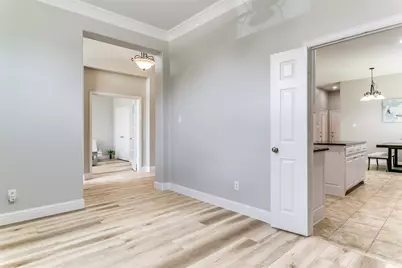 412 Red Castle Drive, Lewisville, TX 75056 - Photo 15