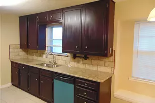 7233 Martha Ln, Fort Worth, TX 76112 - Photo 21