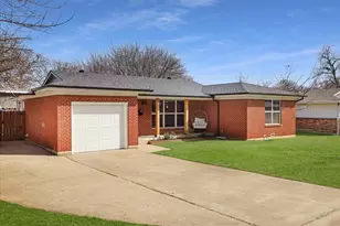 860 Lee Dr, Bedford, TX 76022 - Photo 3