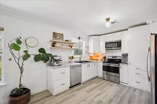 860 Lee Dr, Bedford, TX 76022 - Photo 11