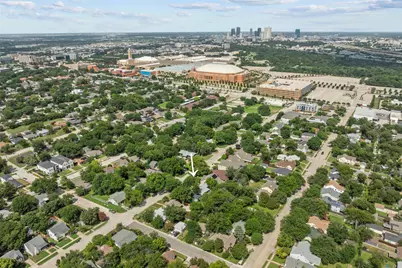 3829 Byers Avenue, Fort Worth, TX 76107 - Photo 5