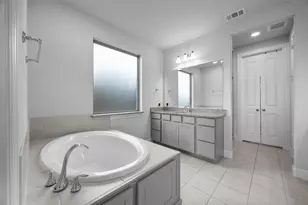 2807 Newsom Ridge Dr, Mansfield, TX 76063 - Photo 17