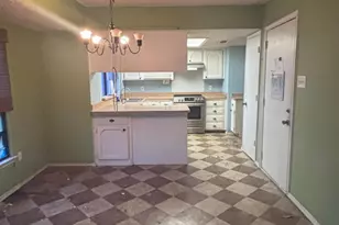 7533 Meadowlark Ln N, Watauga, TX 76148 - Photo 3