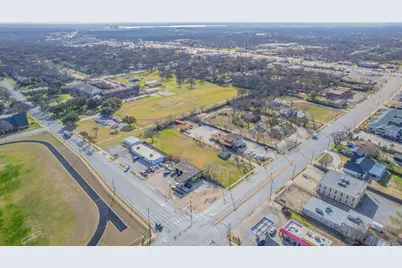 2309 Oakland, Fort Worth, TX 76103 - Photo 3