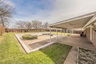 3612 Dawn Dr, North Richland Hills, TX 76180 - Photo 5