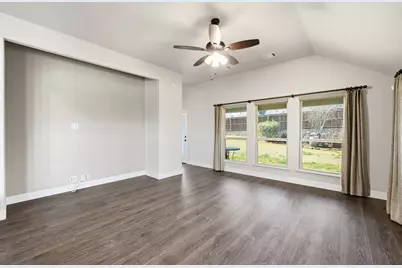 3209 Rosewood Drive, Glenn Heights, TX 75154 - Photo 7