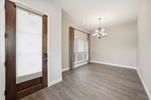 3209 Rosewood Dr, Glenn Heights, TX 75154 - Photo 5