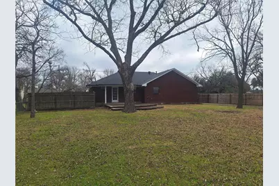 918 Prairie Avenue, Cleburne, TX 76033 - Photo 23