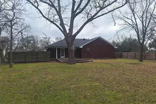 918 Prairie Ave, Cleburne, TX 76033 - Photo 23