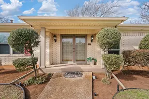 1002 Berkley Dr, Cleburne, TX 76033 - Photo 5