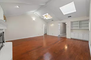 1002 Berkley Dr, Cleburne, TX 76033 - Photo 11