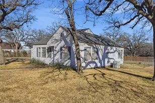 110 N Bouldin St, Hamilton, TX 76531 - Photo 21