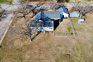 110 N Bouldin St, Hamilton, TX 76531 - Photo 23