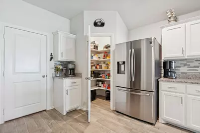 421 Houndstooth Drive, Fort Worth, TX 76131 - Photo 13