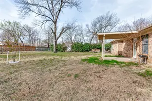 914 W Avenue F, Garland, TX 75040 - Photo 17