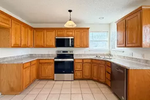 308 Palm St, Crowley, TX 76036 - Photo 15