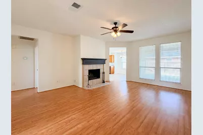 308 Palm Street, Crowley, TX 76036 - Photo 7