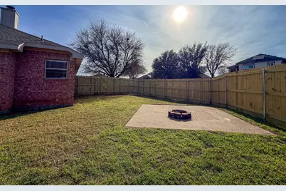 308 Palm Street, Crowley, TX 76036 - Photo 33