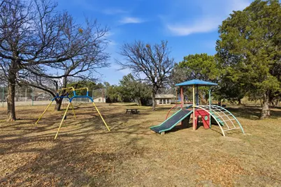 1308 Laredo Drive, Granbury, TX 76048 - Photo 33