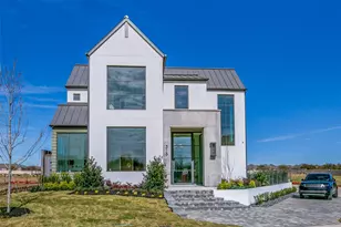 315 Regal Ln, Irving, TX 75039 - Photo 1