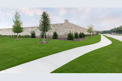 315 Regal Lane, Irving, TX 75039 - Photo 37