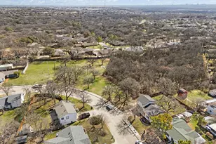 740 Shady Ln, Hurst, TX 76053 - Photo 31