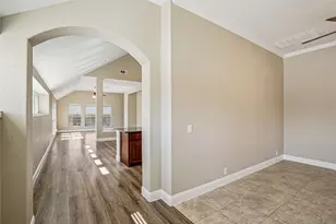 101 Gateway Dr, Alvarado, TX 76009 - Photo 7