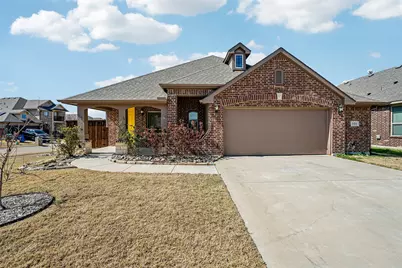 101 Gateway Drive, Alvarado, TX 76009 - Photo 1
