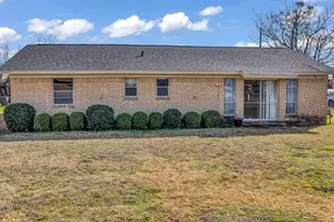 1701 12th St, Mineral Wells, TX 76067 - Photo 19