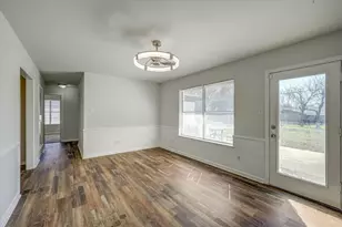 8117 Redwood Dr, Benbrook, TX 76116 - Photo 9