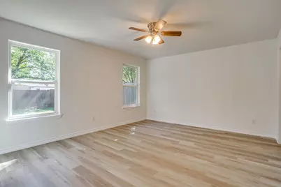 3955 Alamo Avenue, Fort Worth, TX 76107 - Photo 27