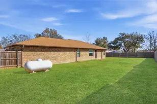 221 Private Rd 8774, Ben Wheeler, TX 75754 - Photo 19