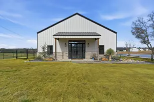 504 Hackamore Ct, Weatherford, TX 76088 - Photo 3