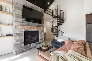 504 Hackamore Ct, Weatherford, TX 76088 - Photo 5